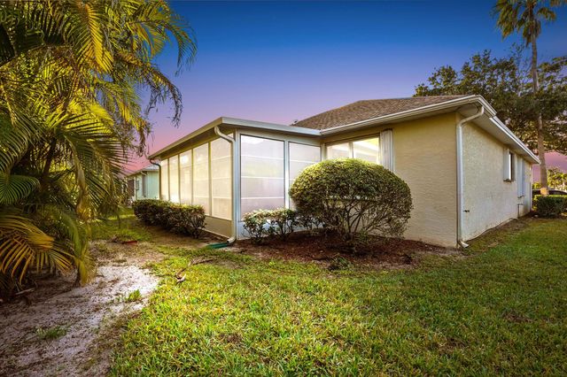 536 NW Cortina Lane, Port St Lucie, FL 34986