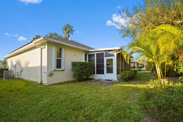 536 NW Cortina Lane, Port St Lucie, FL 34986