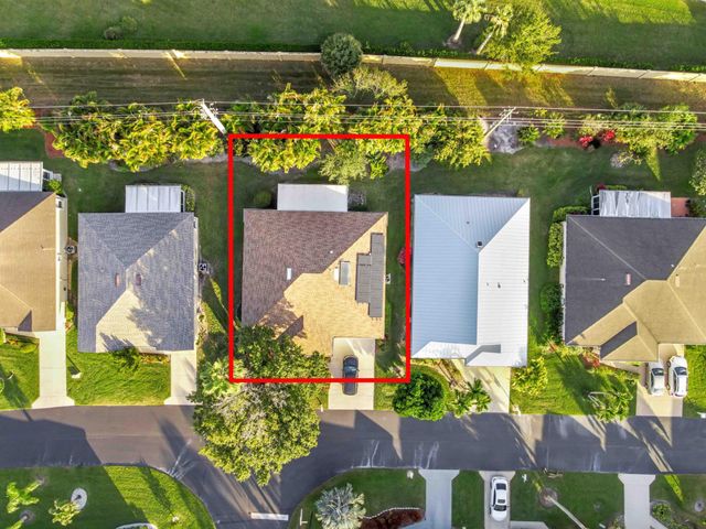 536 NW Cortina Lane, Port St Lucie, FL 34986