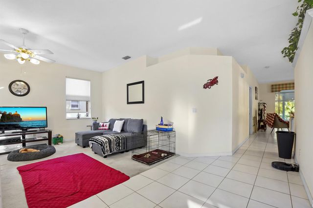 536 NW Cortina Lane, Port St Lucie, FL 34986