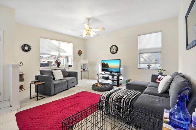 536 NW Cortina Lane, Port St Lucie, FL 34986