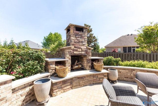 33 Wax Lane SW, Huntsville, AL 35824