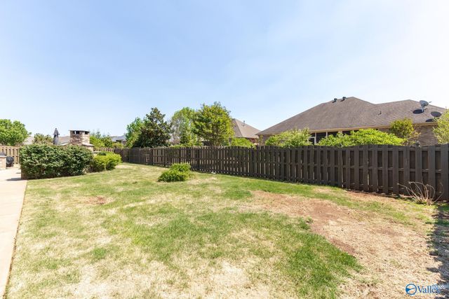 33 Wax Lane SW, Huntsville, AL 35824