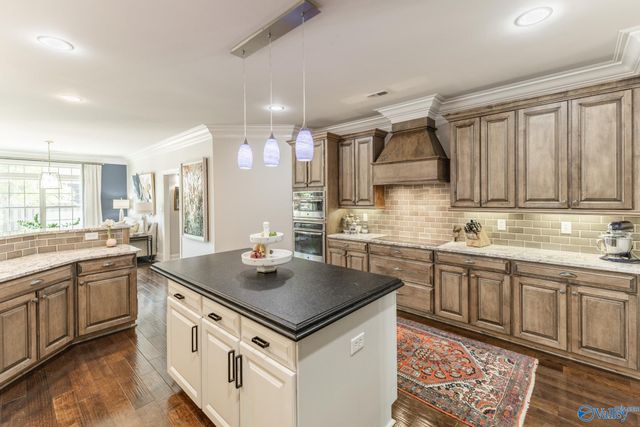 33 Wax Lane SW, Huntsville, AL 35824