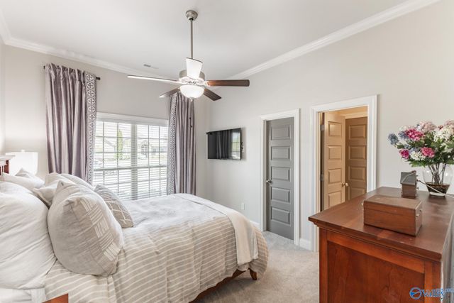 33 Wax Lane SW, Huntsville, AL 35824