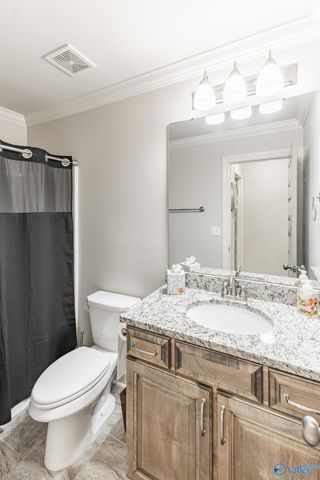 33 Wax Lane SW, Huntsville, AL 35824