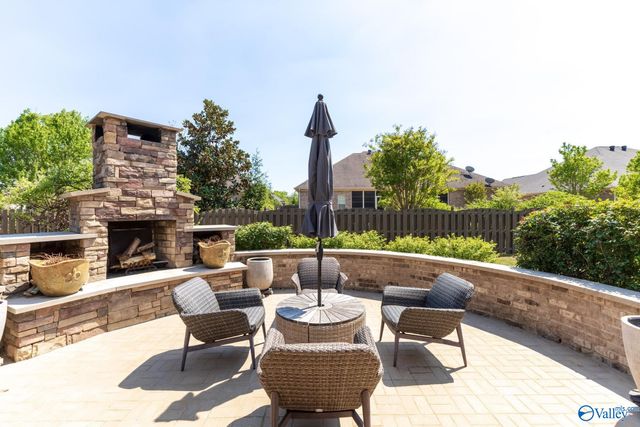 33 Wax Lane SW, Huntsville, AL 35824