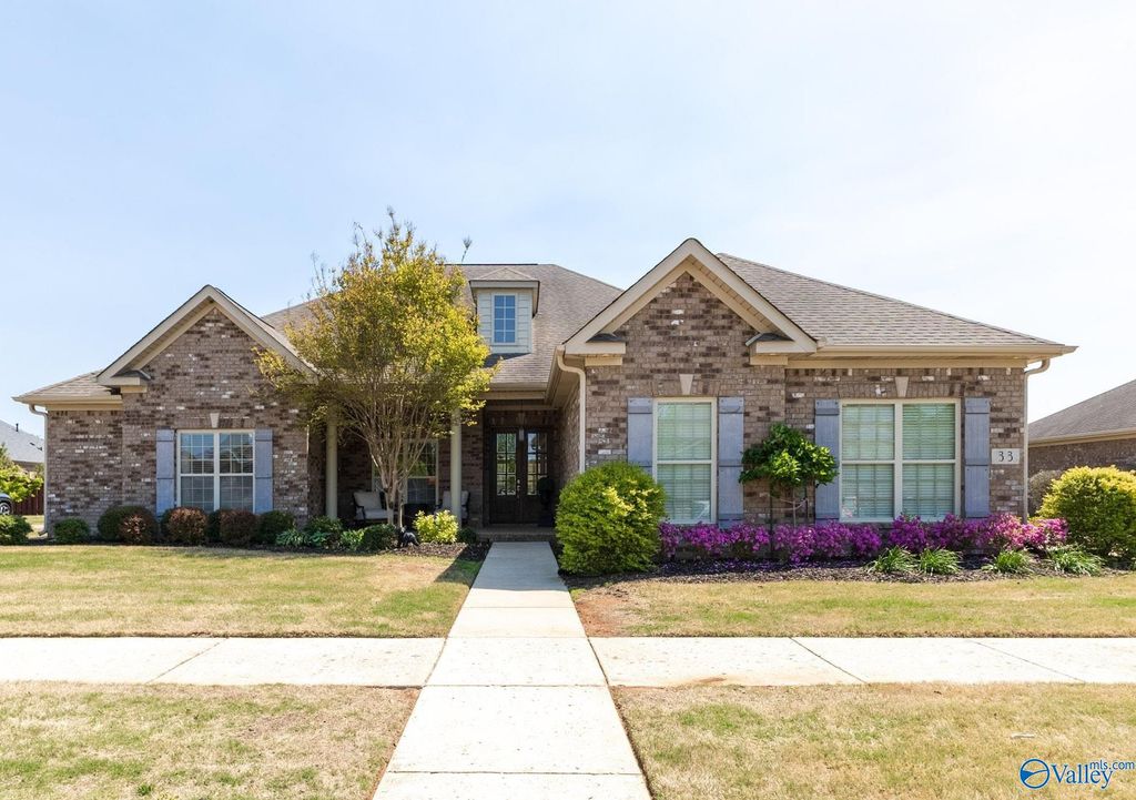 33 Wax Lane SW, Huntsville, AL 35824