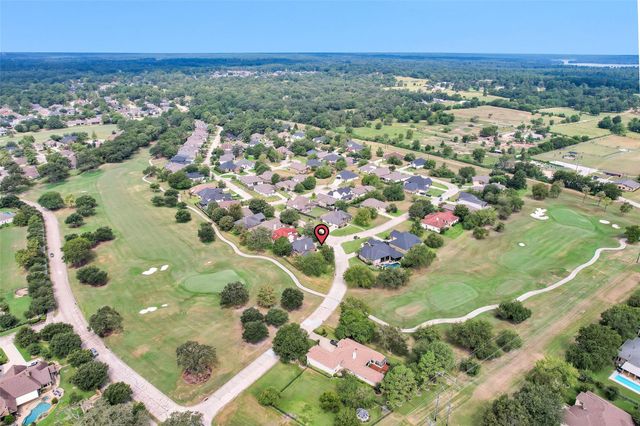 55 Monterrey Road E, Montgomery, TX 77356