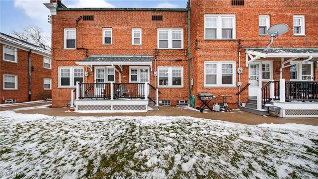 2684 Wooster Road, Rocky River, OH 44116