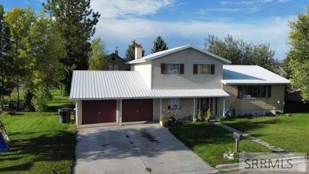 301 N ASHLAND DR, Soda Springs, ID 83276
