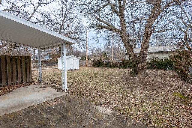 1016 North Wabash Avenue, Springfield, MO 65802