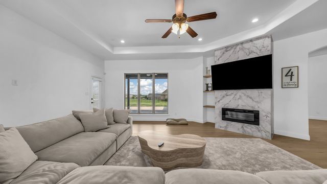 235 Bearclaw Circle, Aledo, TX 76008