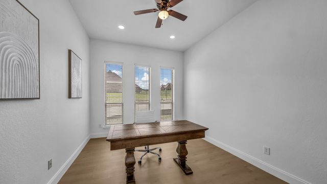 235 Bearclaw Circle, Aledo, TX 76008