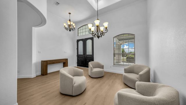 235 Bearclaw Circle, Aledo, TX 76008