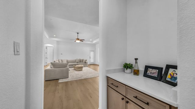235 Bearclaw Circle, Aledo, TX 76008
