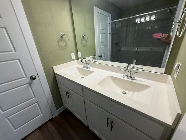 1174 Filly Creek Drive, Alvin, TX 77511