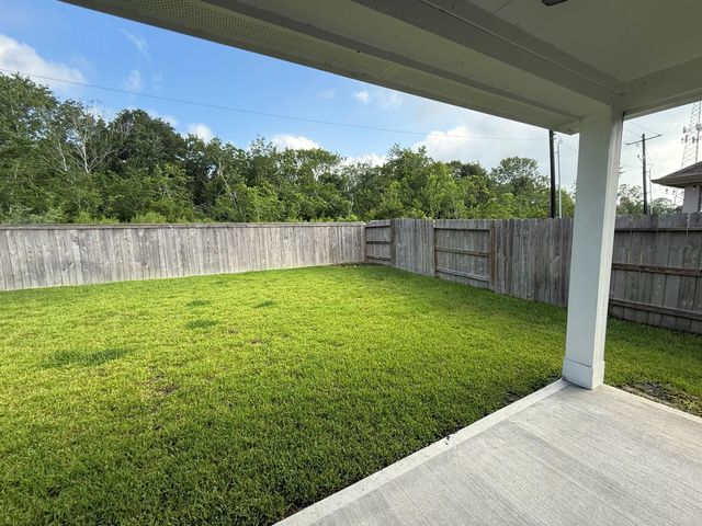 1174 Filly Creek Drive, Alvin, TX 77511