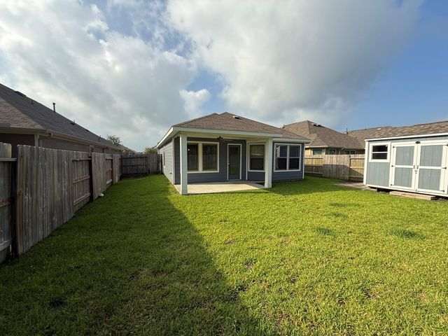 1174 Filly Creek Drive, Alvin, TX 77511