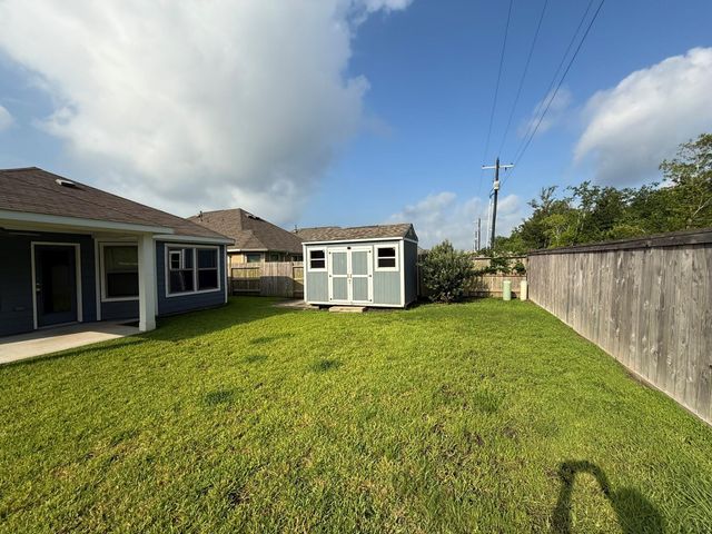 1174 Filly Creek Drive, Alvin, TX 77511