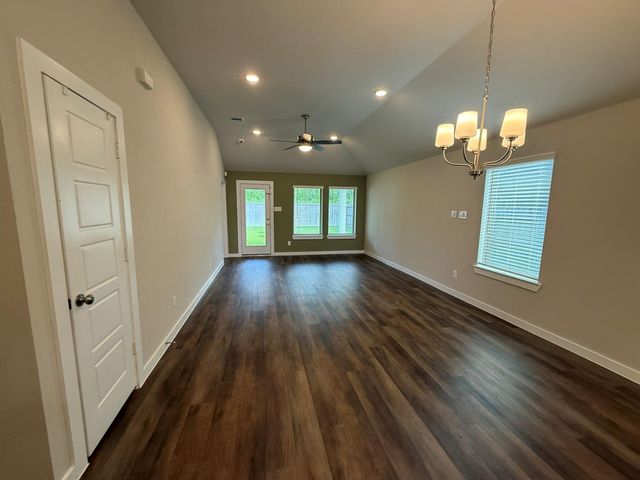 1174 Filly Creek Drive, Alvin, TX 77511