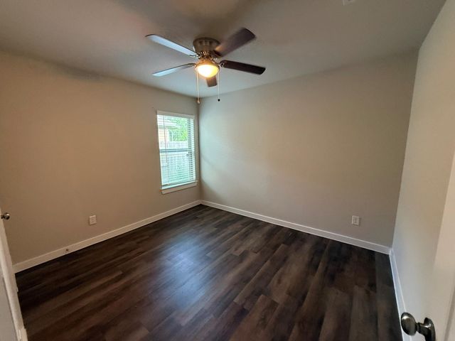 1174 Filly Creek Drive, Alvin, TX 77511