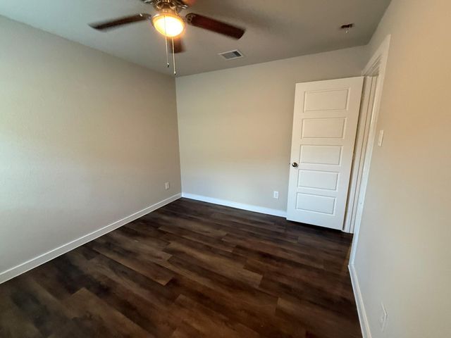 1174 Filly Creek Drive, Alvin, TX 77511
