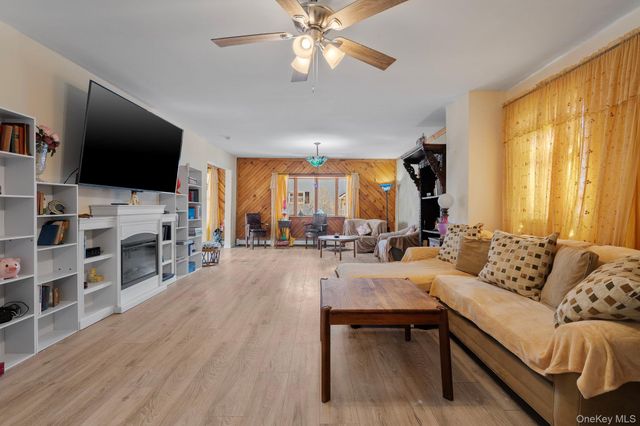 18 Spring Street, Port Jervis, NY 12771