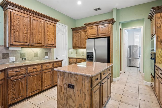 2209 Stanmore Lane, Plano, TX 75025