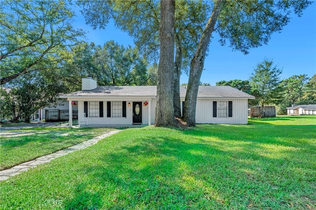 7423 Christine Circle S, Mobile, AL 36619 — photo 2