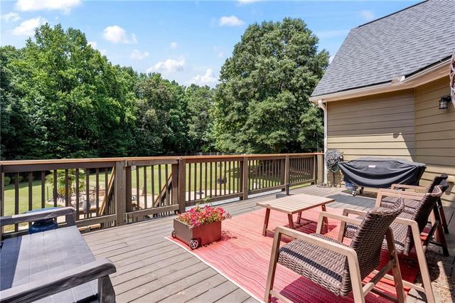 1215 James Walter Drive, Loganville, GA 30052
