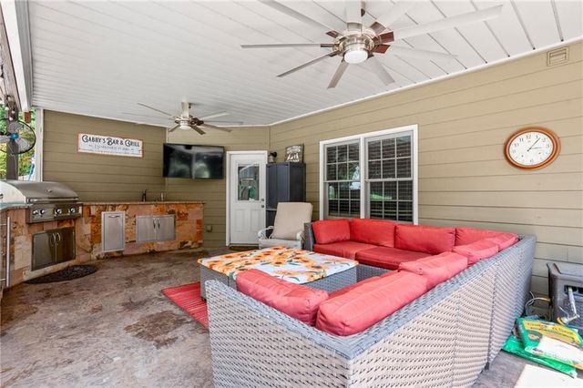 1215 James Walter Drive, Loganville, GA 30052