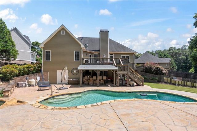 1215 James Walter Drive, Loganville, GA 30052