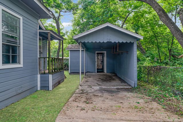 121 NE 8TH, Paris, TX 75460