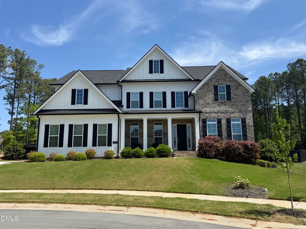 113 Amberwing Court, Holly Springs, NC 27540