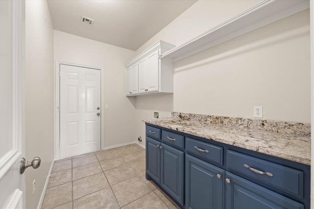 8905 NW 114th Street, Oklahoma City, OK 73162