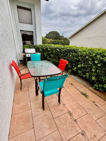 10980 Hidden Lake Place, Boca Raton, FL 33498