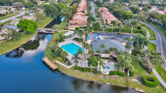 10980 Hidden Lake Place, Boca Raton, FL 33498