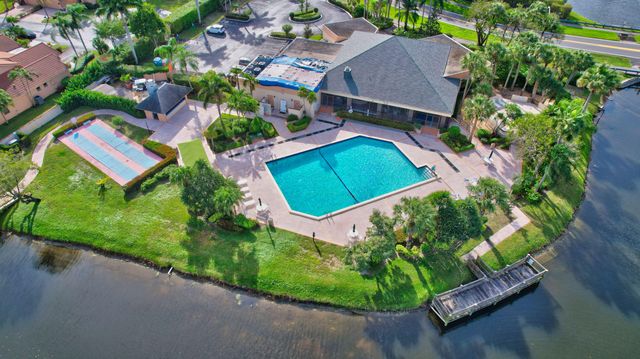 10980 Hidden Lake Place, Boca Raton, FL 33498