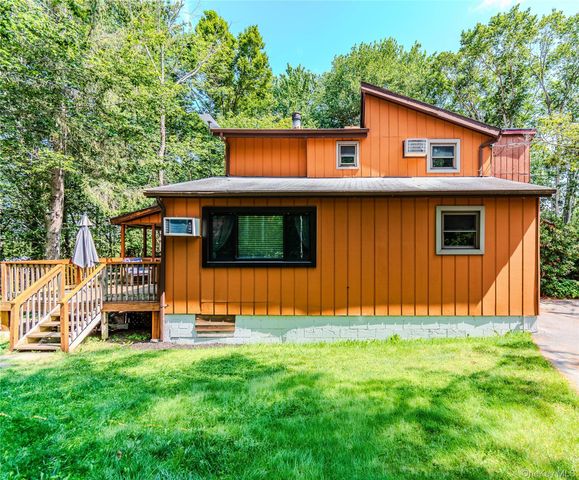 15 Winterthur Road, Woodridge, NY 12789