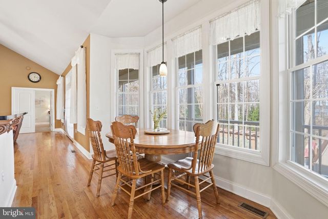 25 TARA WOODS DR, Bumpass, VA 23024