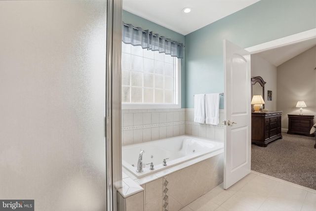 25 TARA WOODS DR, Bumpass, VA 23024