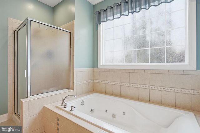 25 TARA WOODS DR, Bumpass, VA 23024