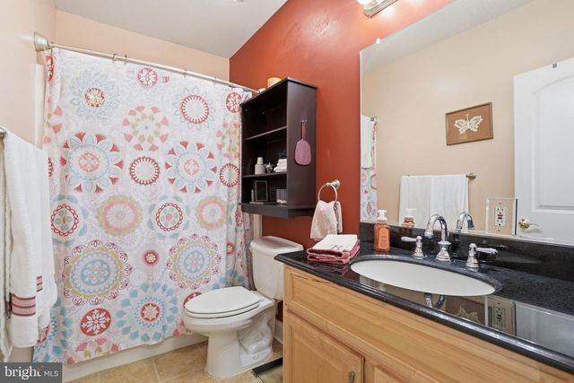 25 TARA WOODS DR, Bumpass, VA 23024