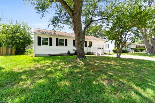 16 Clemwood PW, Hampton, VA 23669