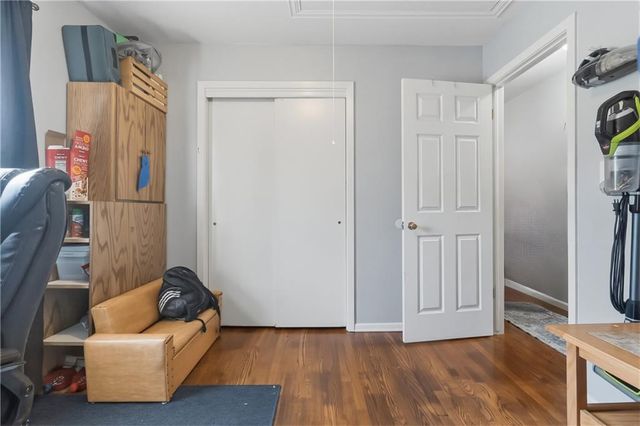 3204 NE 66th Street, Gladstone, MO 64119