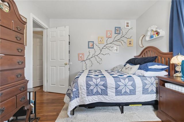 3204 NE 66th Street, Gladstone, MO 64119