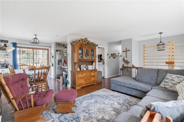 3204 NE 66th Street, Gladstone, MO 64119