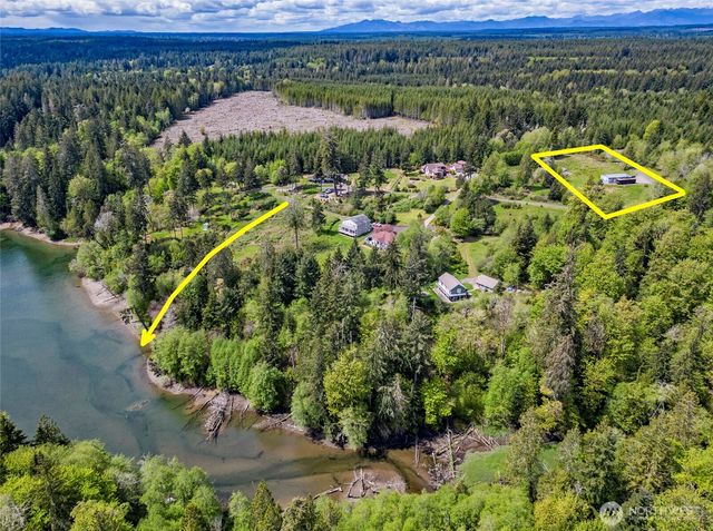 770 E April Avenue, Grapeview, WA 98546