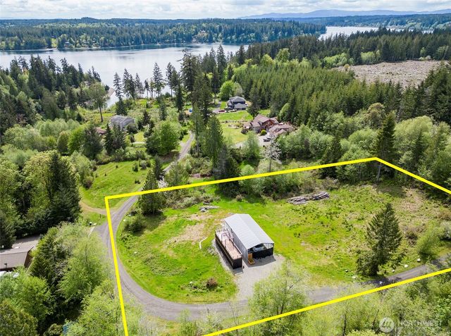 770 E April Avenue, Grapeview, WA 98546